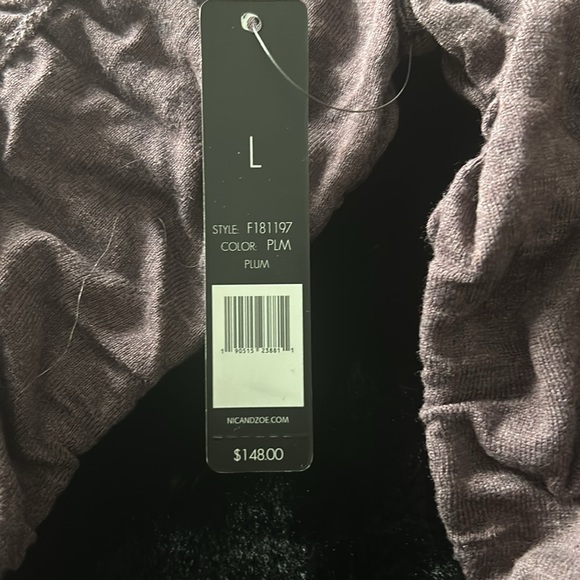 Brand new with tags, Nic and Zoe turtleneck, rouched plum sweater size Large - Picture 3 of 3